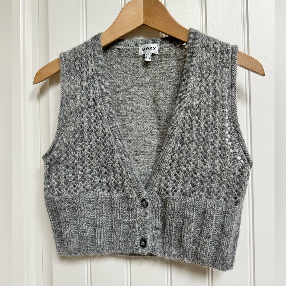Mexx Grey Mohair Wool Blend Knit Cropped Sweater Vest. Size S